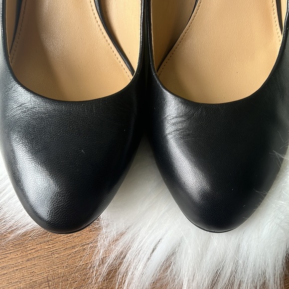 AUTHENTIC MICHAEL KORS PATENT LEATHER HEELS - Picture 2 of 6